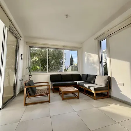 Luxury Azure * Ларнака