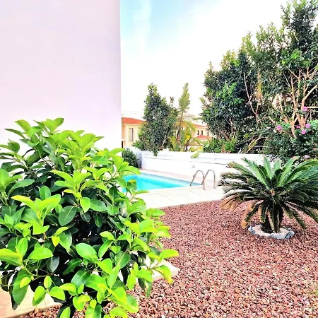 Villa Luxury Azure Larnaca